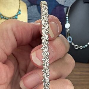 Elegant Silver Women's Bracelet